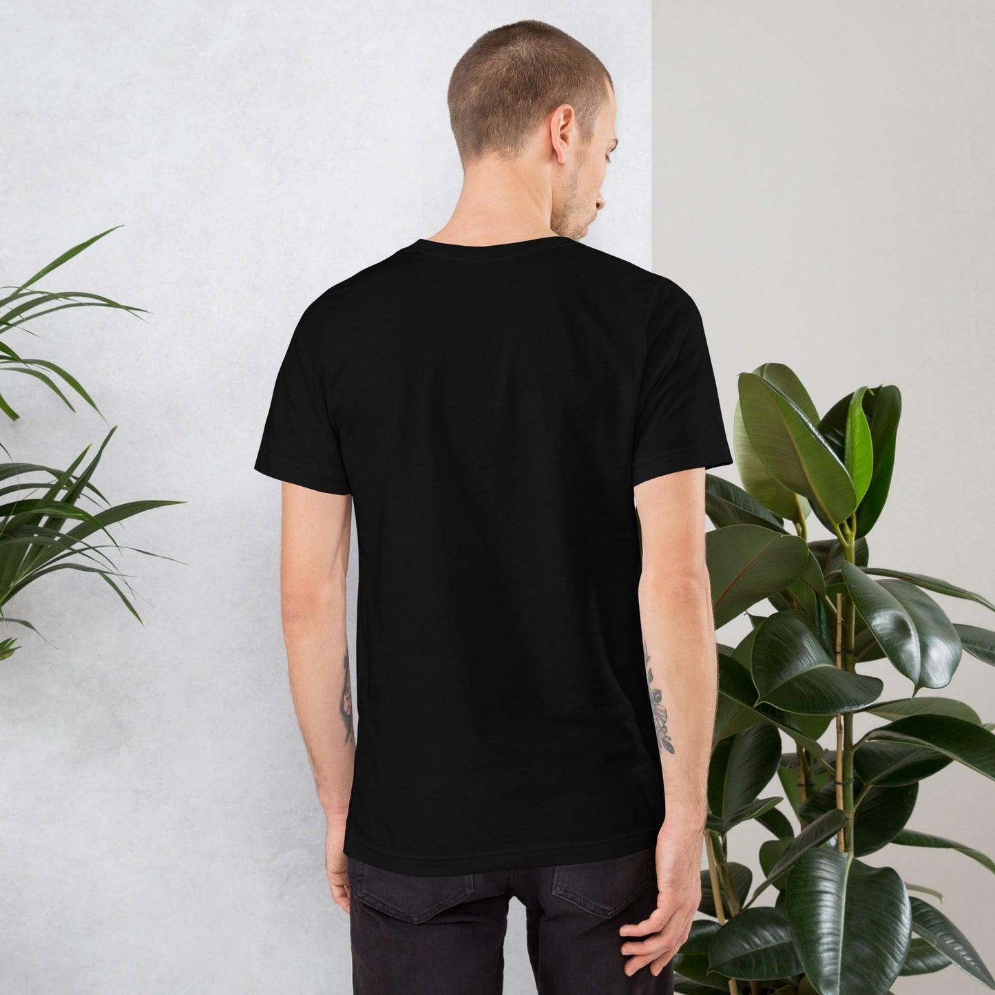 Paws of Power: T-shirt (S–XL) - Design 01