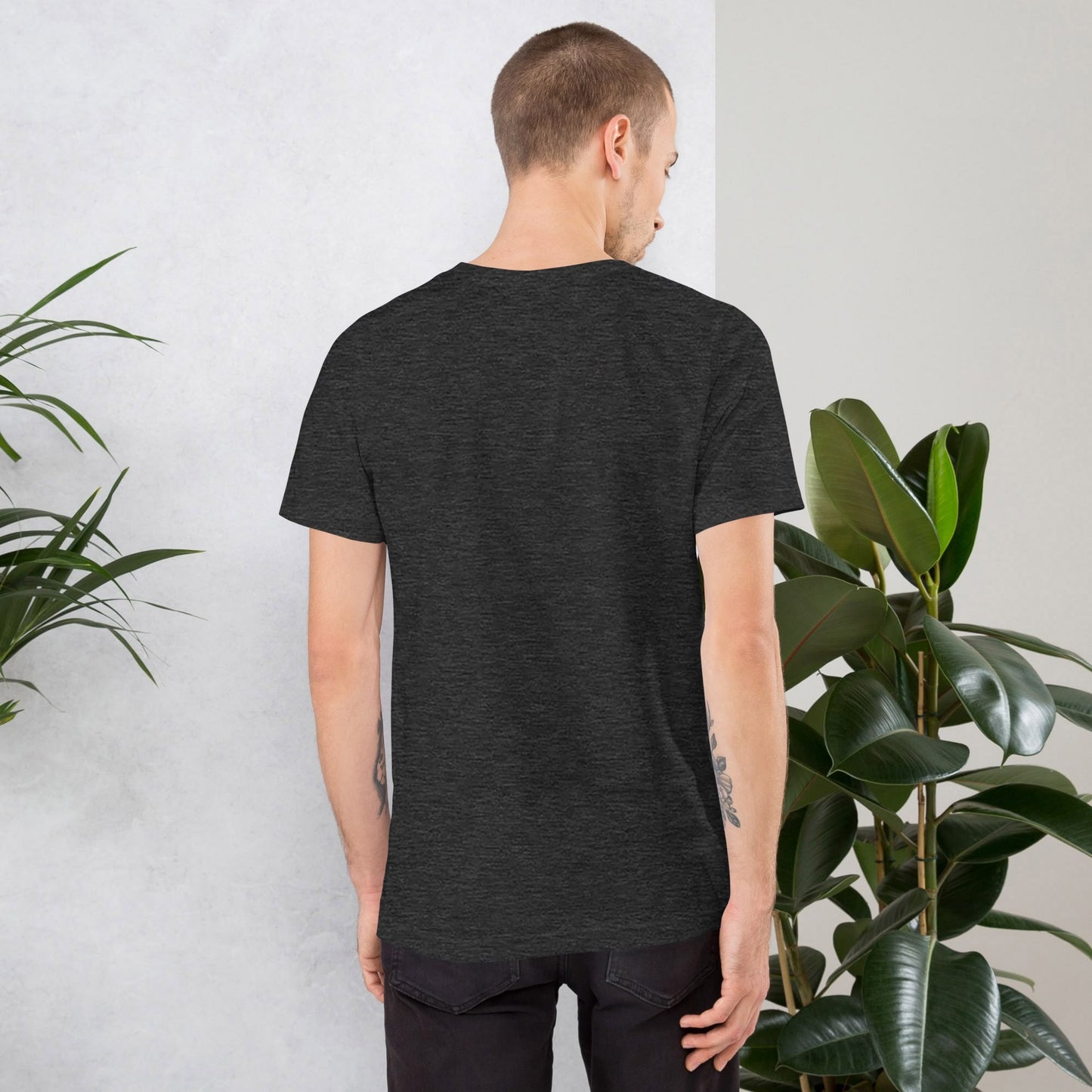 Paws of Power: T-shirt (S–XL) - Design 01